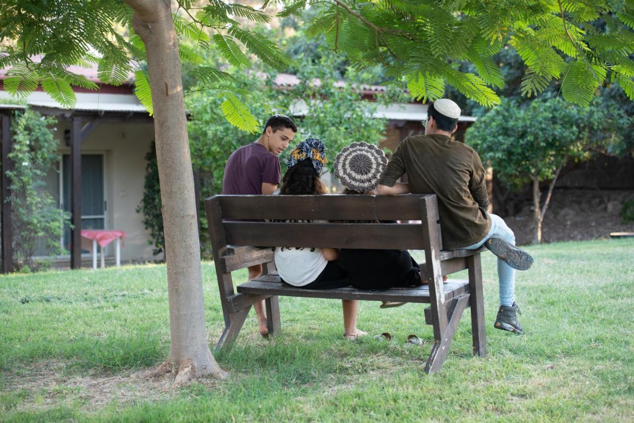 Kibbutz Tiratzvi - Country Lodging Tirat Zevi Dış mekan fotoğraf